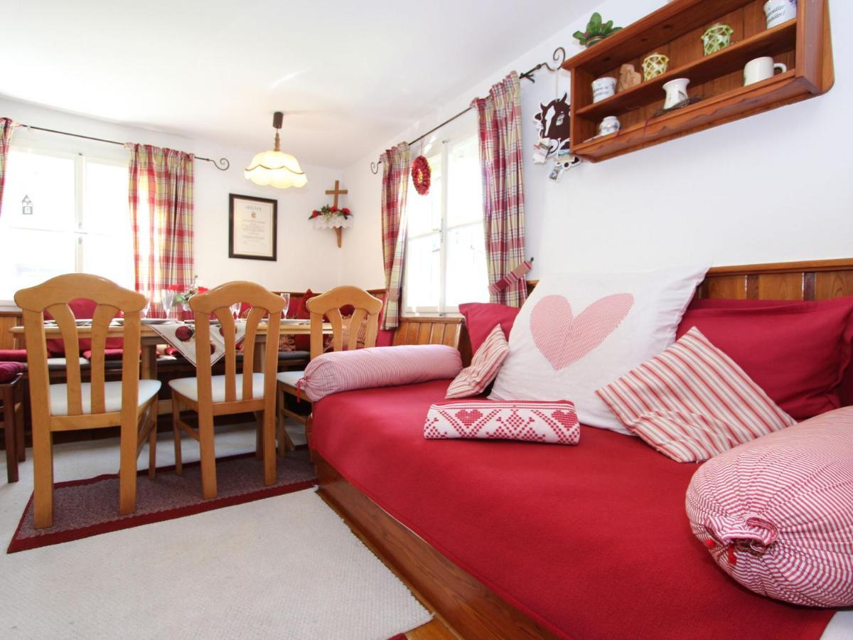 Austrian Chalet In Bramberg With Sauna ブラームベルク・アム・ヴィルトコーゲル エクステリア 写真