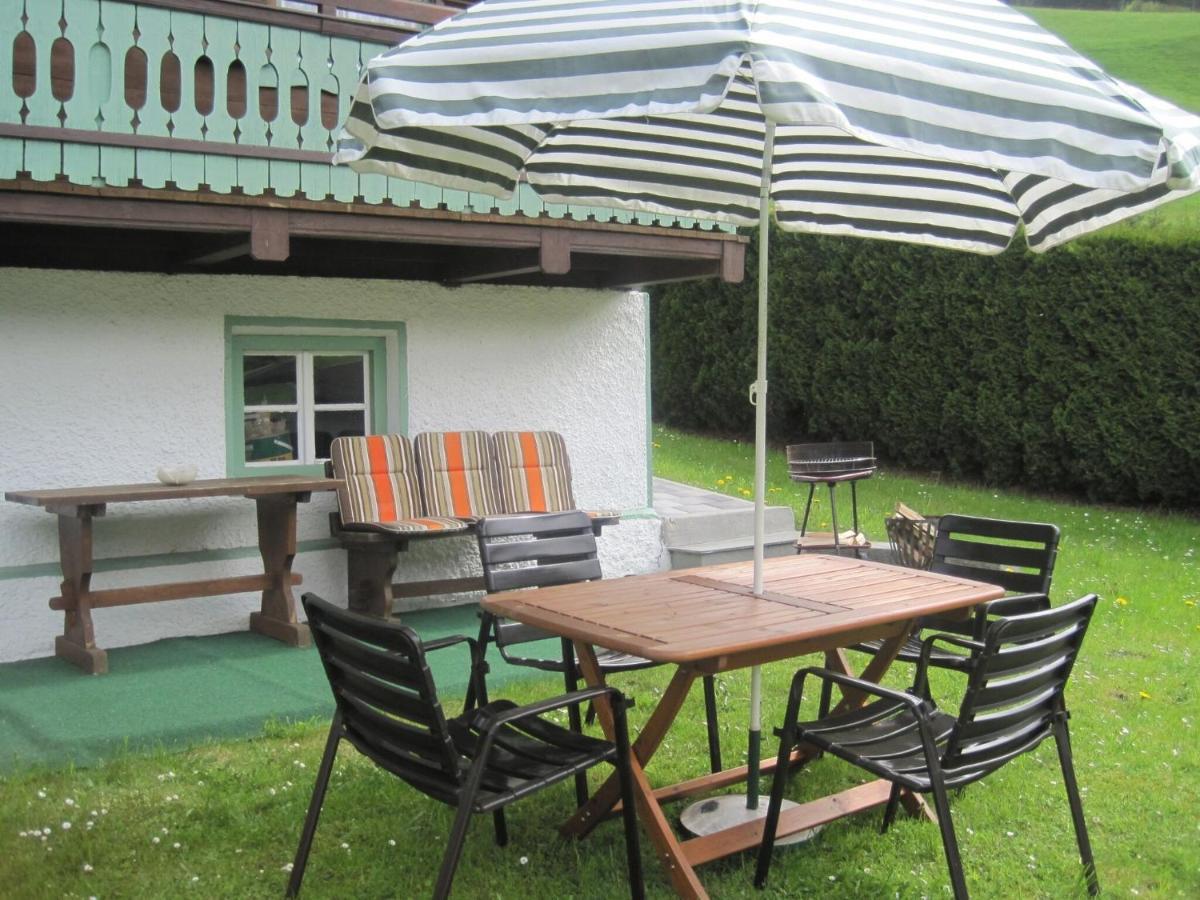 Austrian Chalet In Bramberg With Sauna ブラームベルク・アム・ヴィルトコーゲル エクステリア 写真